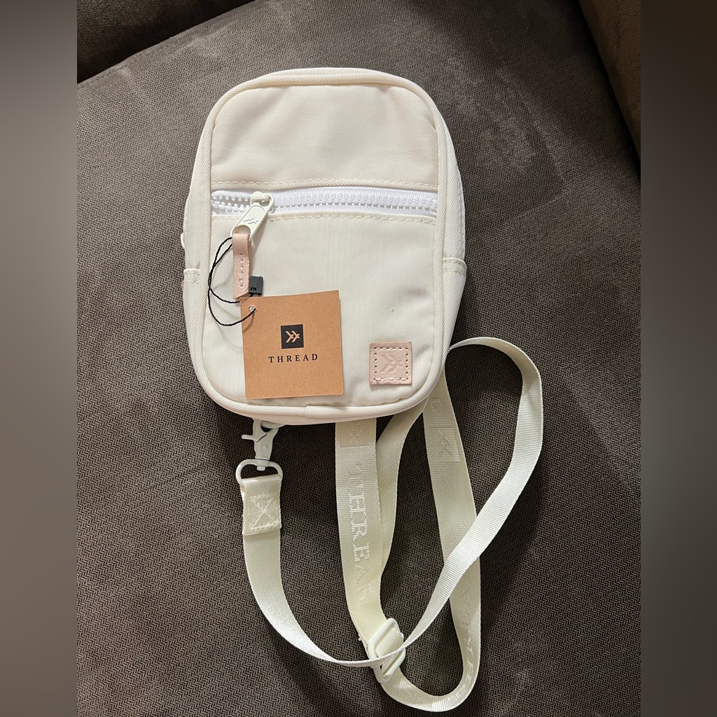 Thread Crossbody